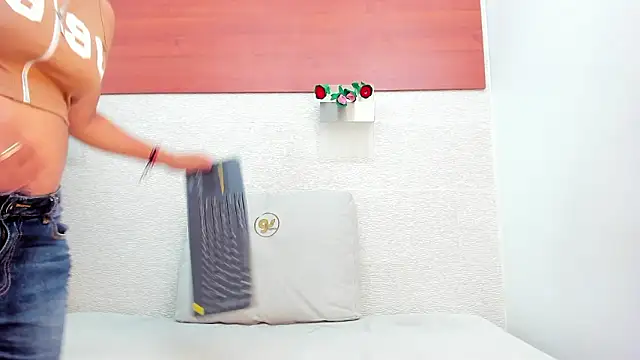 allice_green - Allice_green's free webcam