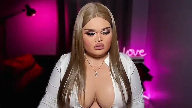 BelindaLove webcam