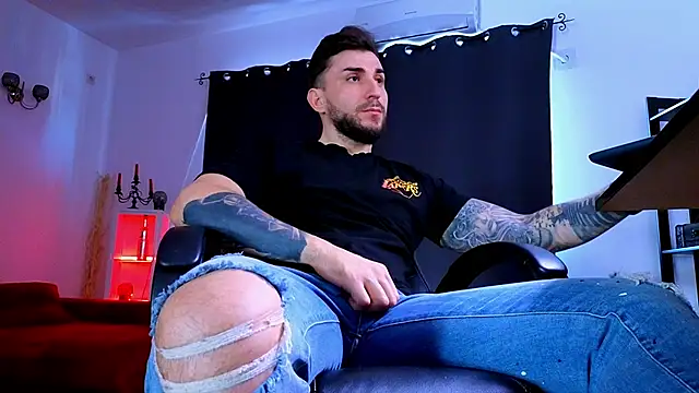 mightyaaron66 (M young) - 𖤐🔥 parTy Time ,House parTy  !  💨𖤐