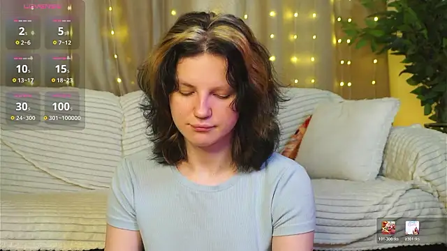 LatinaHuguenin webcam