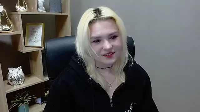 SweetLilyxo webcam