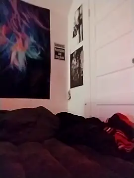 Webcam Model (VenezuelaLuxeNoir) is live