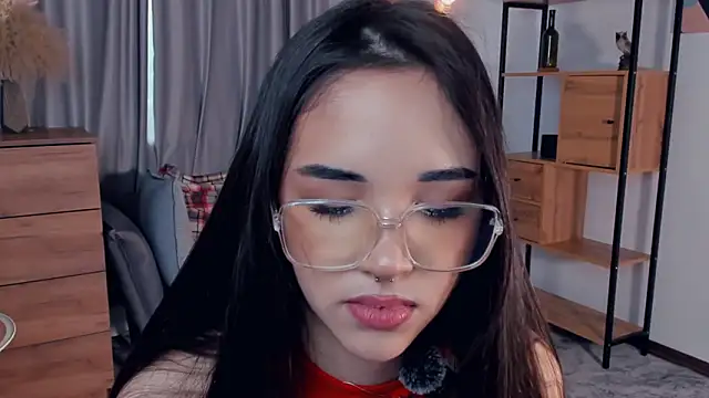 AvantgardAlone webcam