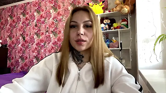 traciballena - TraciBallena's free webcam