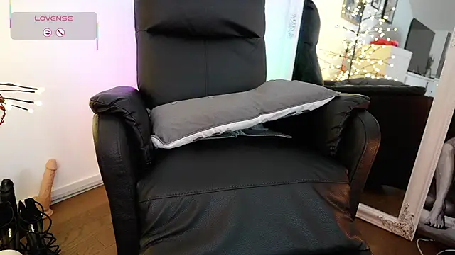 GingerAleMILF webcam