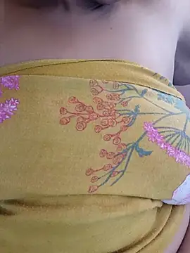 iamsunflower900 - IamSunflower900's free webcam