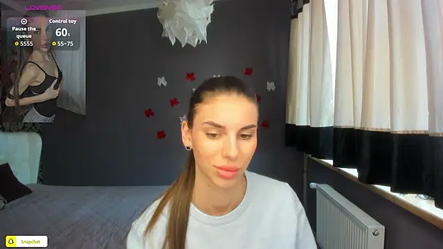 emmygreans - EmmyGreans's free webcam