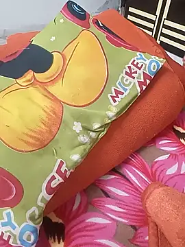 Webcam Model (angel_ridhi)  is live.Free join now!