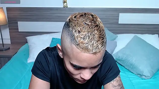 Liiamthompson webcam