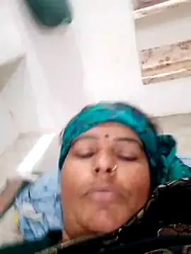 Webcam Model (Suhani_hot12)  is live.Free join now!