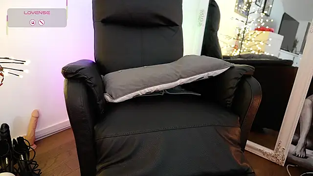 GingerAleMILF webcam