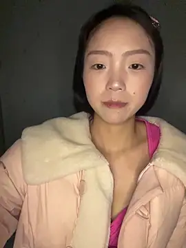 lulu-79 - LuLu-79's free webcam