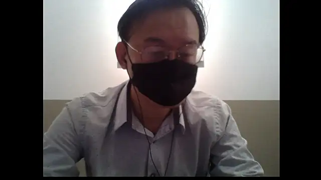 littlegoddyboy (Ask my age) - public without underwear & pants upzip