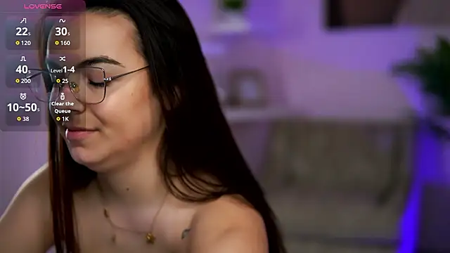 PeachyyFantasy webcam