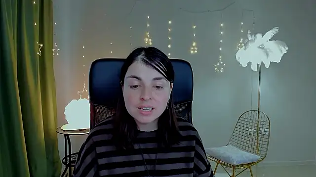 martaedams - MartaEdams's free webcam