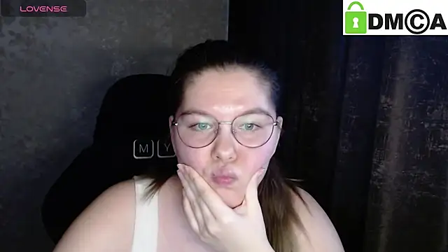 holy_michela - Holy_michela's free webcam