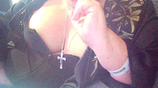 Playful_MILF_Demi webcam