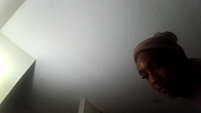 BrainiacBimbo webcam