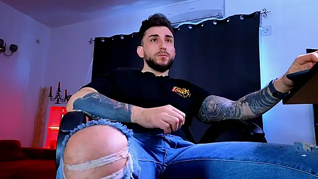 mightyaaron66 (M young) - 𖤐🔥 parTy Time ,House parTy  !  💨𖤐