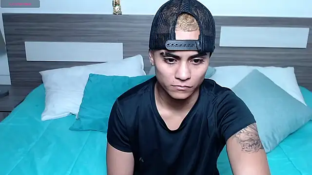 Liiamthompson webcam