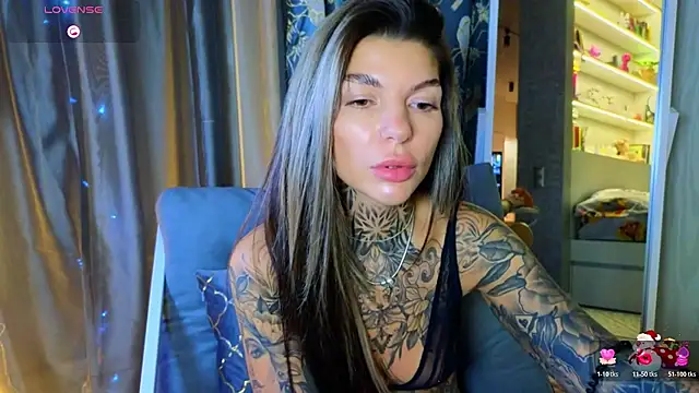 tattooedBabyy webcam