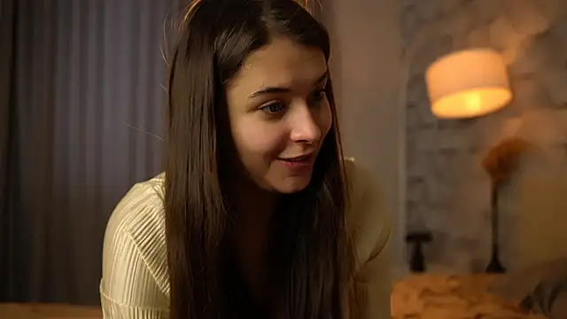 elisa_moon - Elisa_moon's free webcam