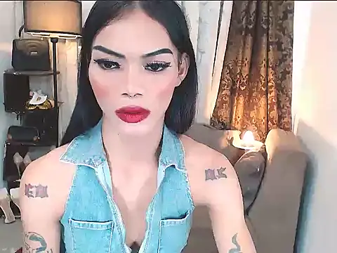 yoursexyasiantsxx webcam