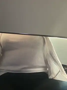 eli5566 - Eli5566's free webcam