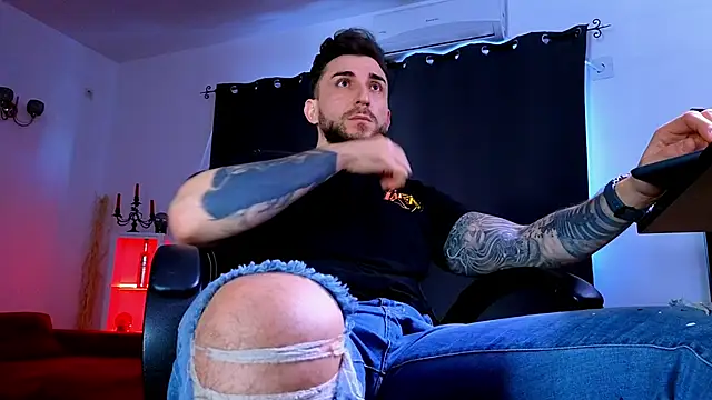 mightyaaron66 (M young) - 𖤐🔥 parTy Time ,House parTy  !  💨𖤐