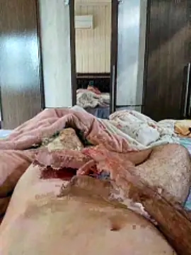 Gustavo198045 webcam