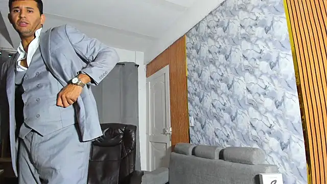 Hideintheoffice webcam