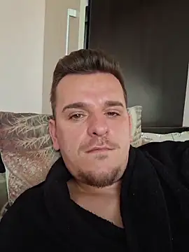 huge_cock22cm - Huge_cock22cm's free webcam