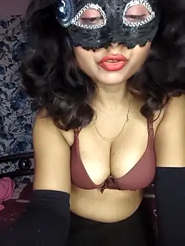 Webcam Model (_DesigirlRoshni)  is live.Free join now!
