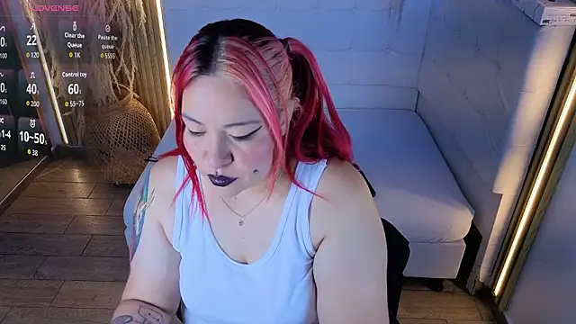 Bruja__Scarlata webcam