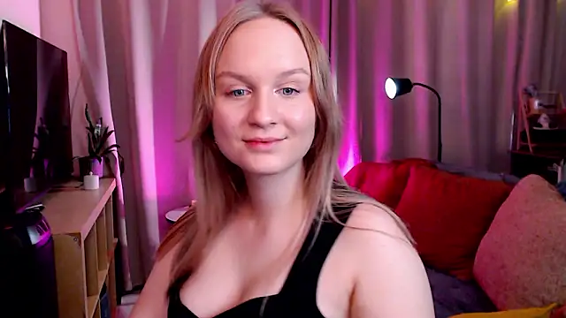 amelia_blondie