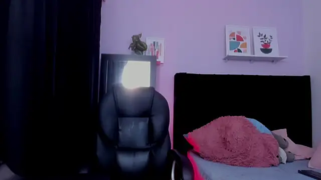 Amelia_Brixton webcam