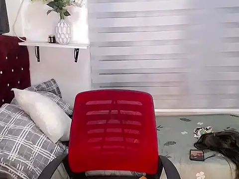 creamy_spot69 webcam