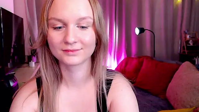 amelia_blondie - Amelia_blondie's free webcam