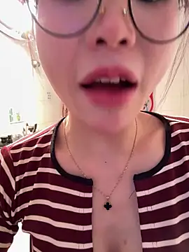 cana5522 - Cana5522's free webcam