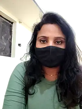 Webcam Model (Sweet-kajal7)  is live.Free join now!