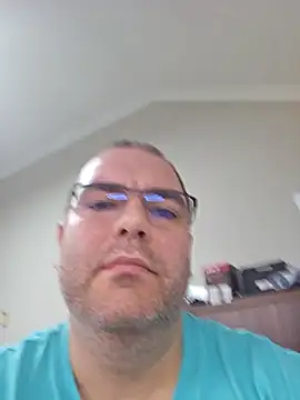 Andrew1900529 webcam