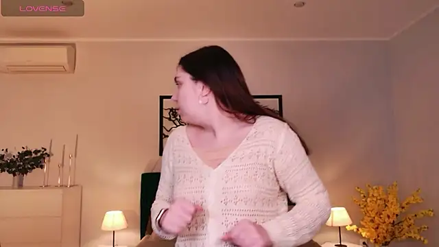 daniellalovely - DaniellaLovely's free webcam - UK Sex Cams