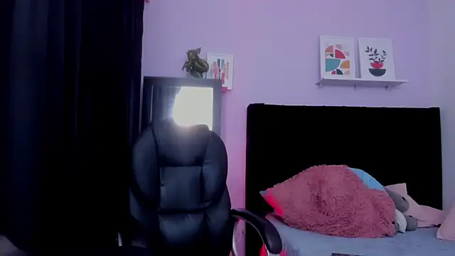 Amelia_Brixton webcam