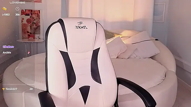 kimmie_shine - Kimmie_shine's free webcam