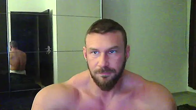 muscularkevin webcam