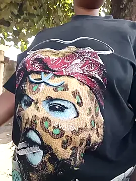 broan_me - Broan_me's free webcam