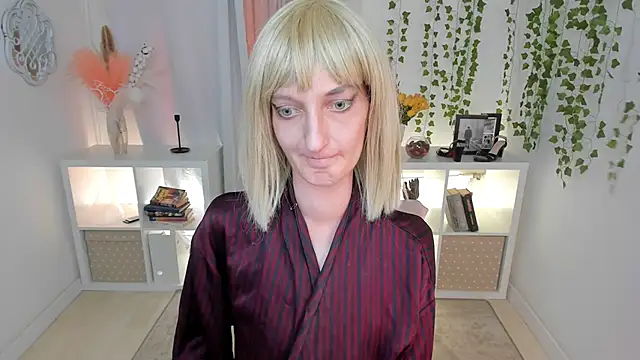 ViktoriaClark webcam