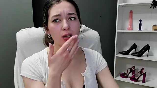 meagn_extasy - Meagn_Extasy's free webcam - UK Sex Cams