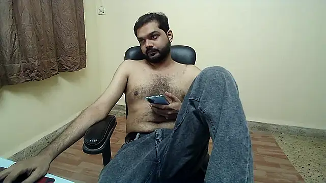 Kinky_Kumarr webcam