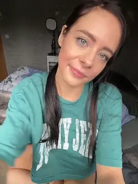 Viktoria_Marie's room